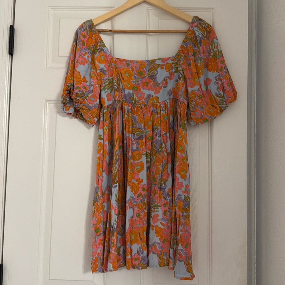 Floral puff sleeve mini dress